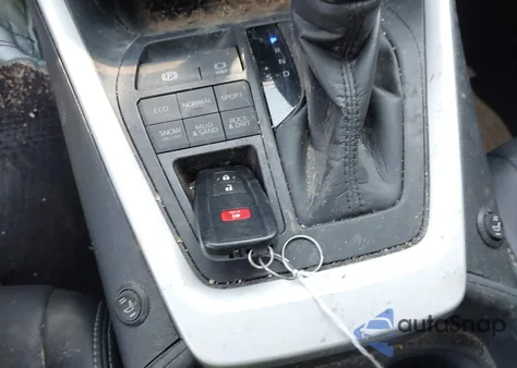 2021 Toyota Rav4 Xle from USA, damaged, VIN 2T3P1RFV7MC243150